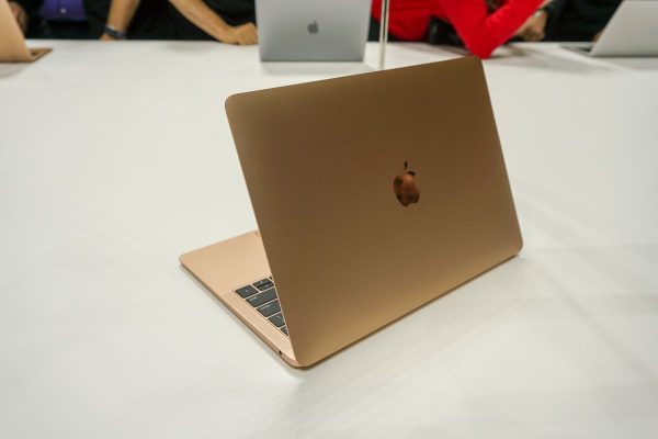 MacBook Air terbaru
