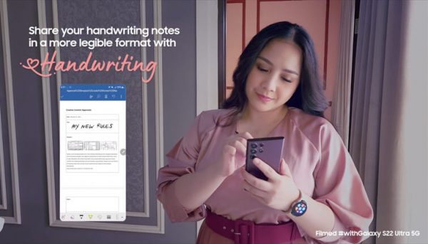 Nagita Salvina menuliskan catatan langsung dengan tulisan tangan dengan S Pen to Text b (1)