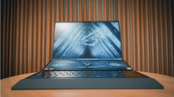 ROG Zephyrus Duo 16, Laptop Gaming, Streaming, dan Content Creation