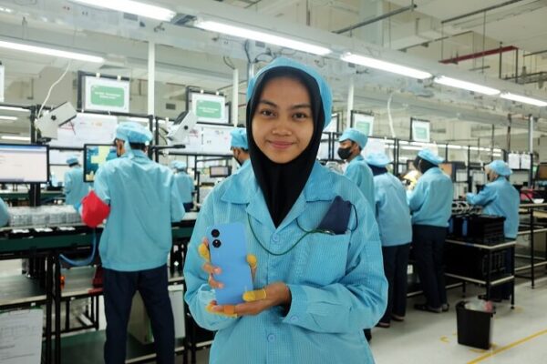 Dirikan Pabrik Baru, OPPO Rekrut Pekerja dari Daerah Sekitar (1)